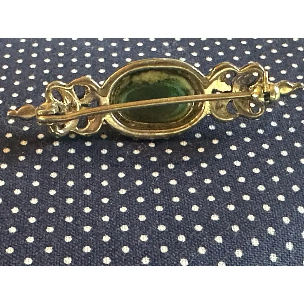 Art Deco Vintage Silver-Tone Pin Green Stone Accented with Marcasite Stones